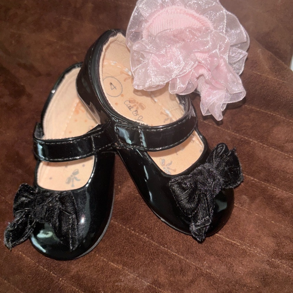 Cat & Jack Black Dress Shoes with Flower Embellishments